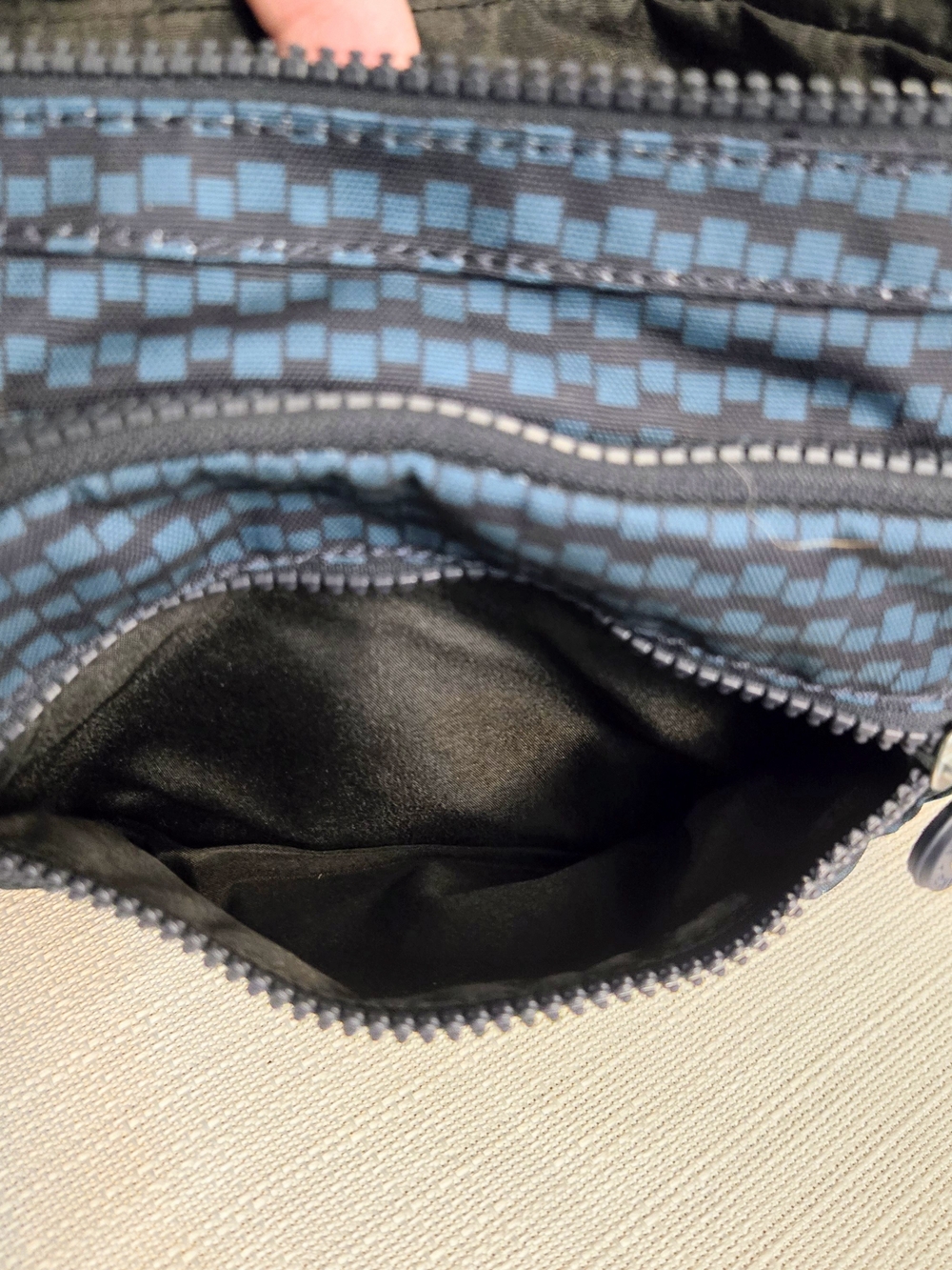 Kipling Gabbie Sm Crossbody Purse Bag Multi Zip Pockets Adjustable Strap - Picture 11 of 12